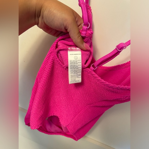 Good American Always Fits One-Piece Swimsuit (L/XL) - Picture 3 of 3